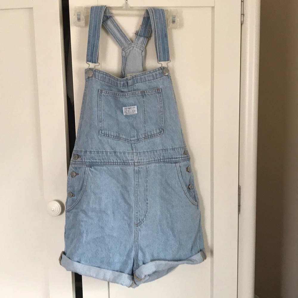 Levi’s overalls